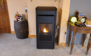 Installation d'un poêle à pellets Edilkamin Lena